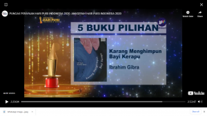 Pengumuman KMBK sebagai salah satu buku antologi tebaik pada malam Penganugerahan Hari Puisi Indonesia 